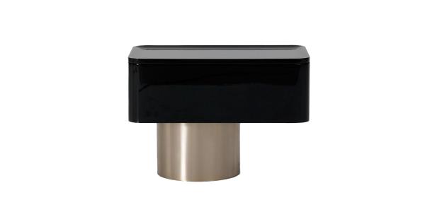 NIGHTSTAND 4
